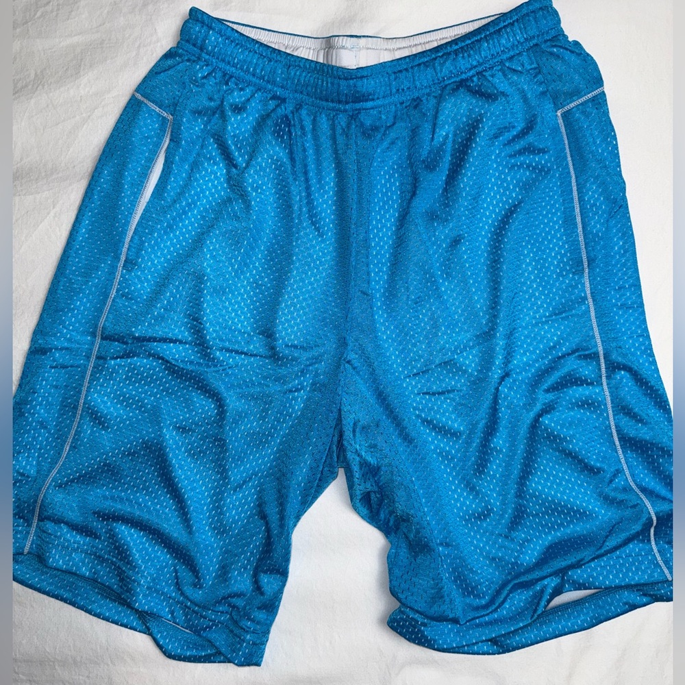 Men’s Puma Athletic Shorts Size Small